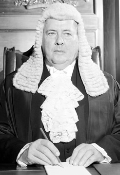 McMULLIN, Sir Alister Maxwell (1900–1984)