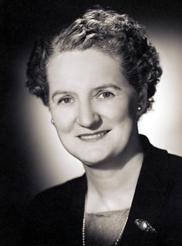 WEDGWOOD, Dame Ivy Evelyn Annie (1896–1975)
